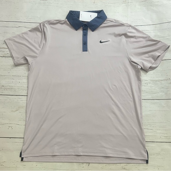 Nike Dri-FIT Tour Contrast Golf Polo Platinum Violet Size Small FZ7501-019 - Picture 1 of 8
